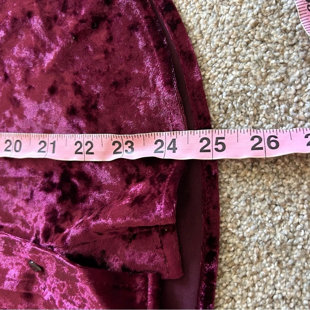 Investments petites crushed velvet button front top NWT MP - Picture 6 of 6